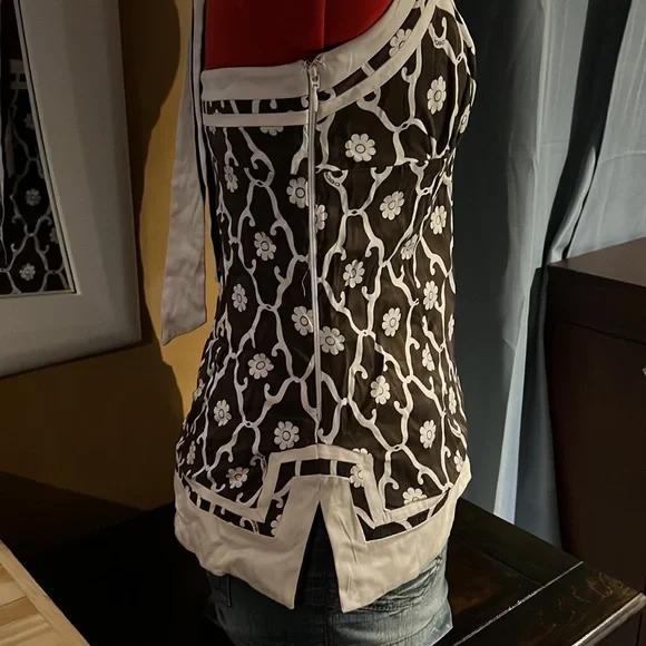 Two shirts in one by Bebe size medium - Picture 3 of 6